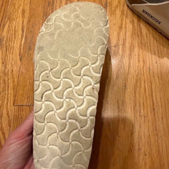 Birkenstock Cream Double-Strap Leather Sandals - Picture 4 of 8